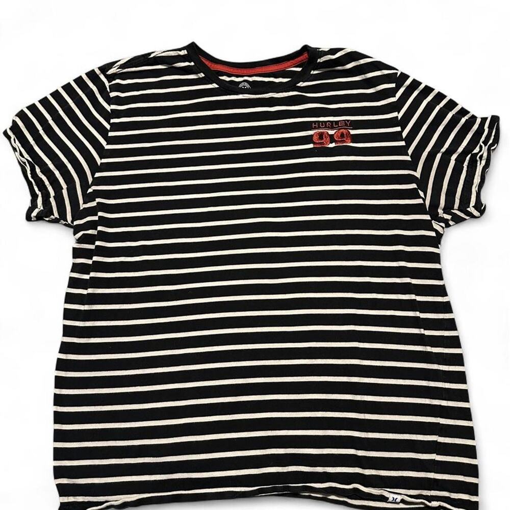 Hurley mens white and black